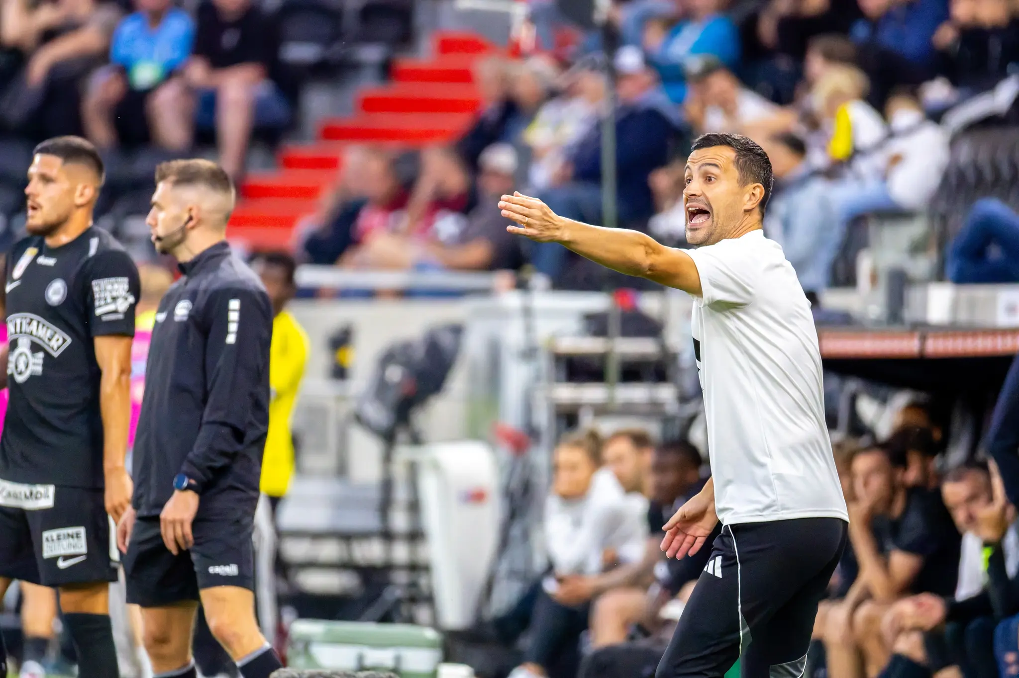 Joao Sacramento coacht den LASK in seinem ersten Pflichtspiel als Cheftrainer des LASK