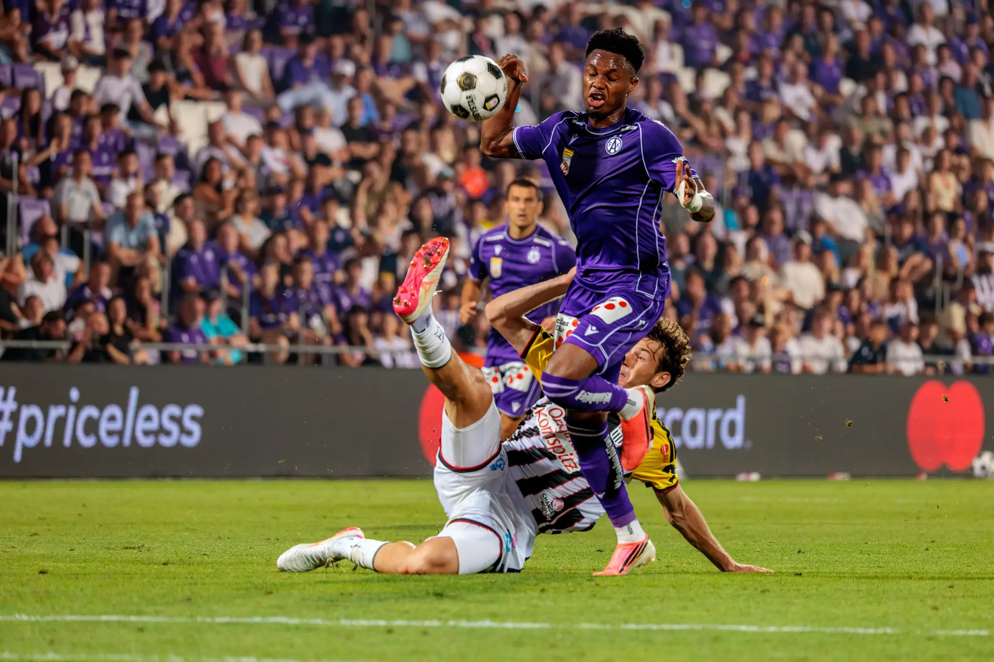 LASK gewinnt 2:0 bei Austria Wien in der Generali Arena